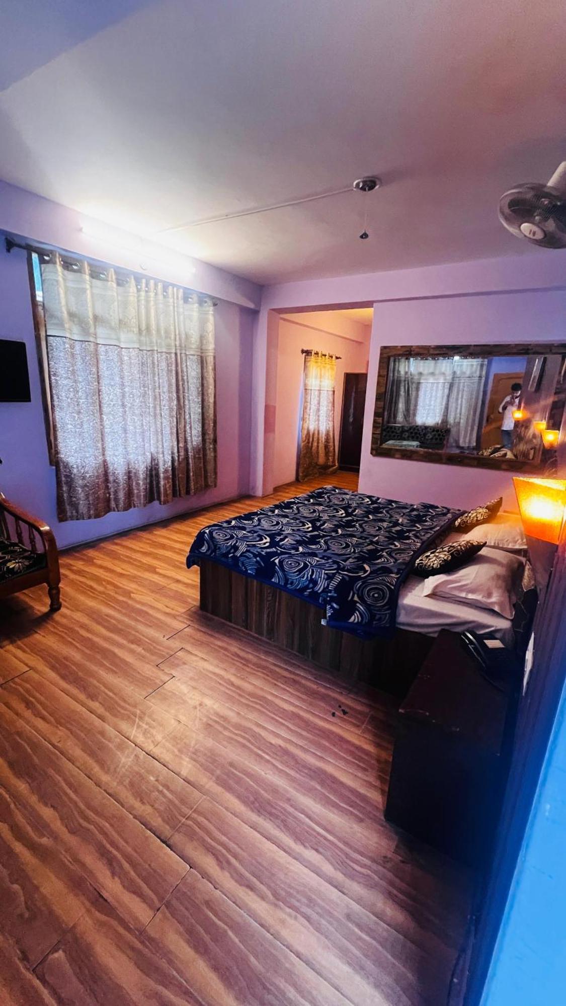 Hotel Chetna Manāli Εξωτερικό φωτογραφία