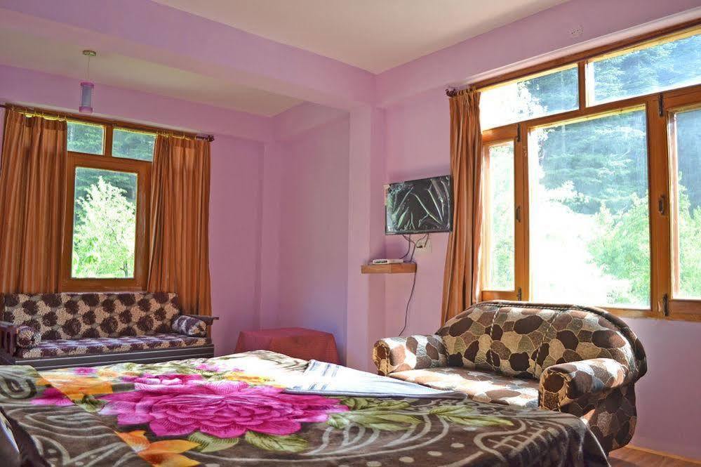 Hotel Chetna Manāli Εξωτερικό φωτογραφία