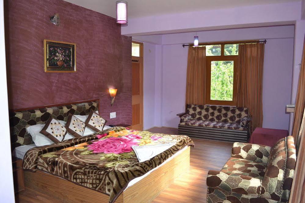 Hotel Chetna Manāli Εξωτερικό φωτογραφία