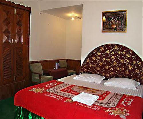Hotel Chetna Manāli Εξωτερικό φωτογραφία