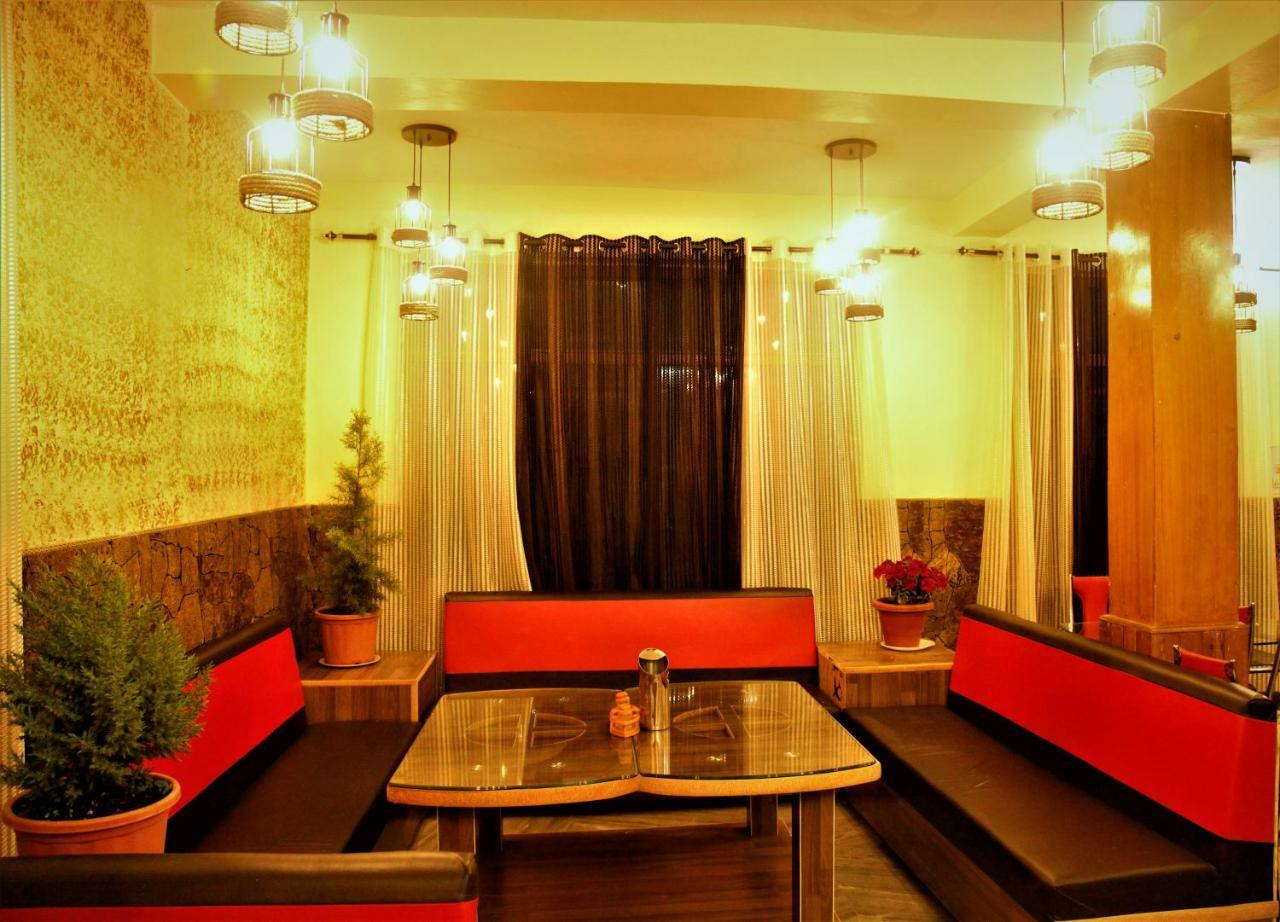 Hotel Chetna Manāli Εξωτερικό φωτογραφία