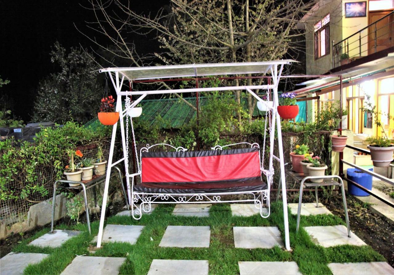 Hotel Chetna Manāli Εξωτερικό φωτογραφία